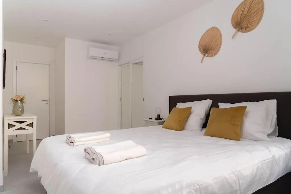 Carvoeiro Roof Top Apartment, Next To The Beach! Carvoeiro (Lagoa)